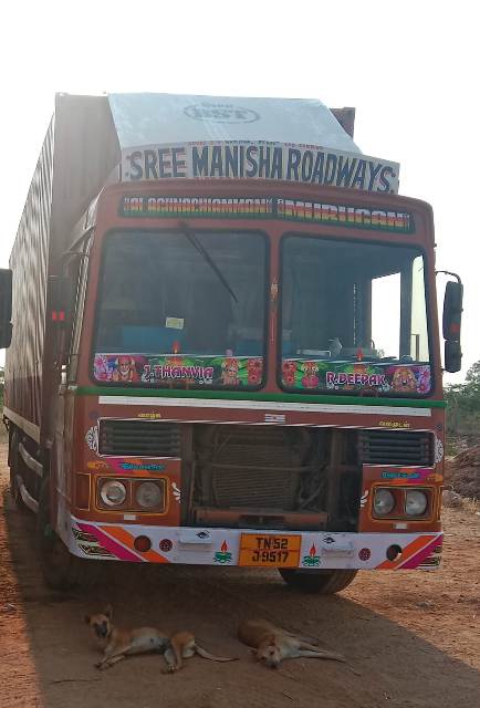கடம்பூரை கலக்கும் லாரி வசூல்