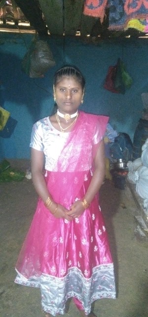 கஸ்தூரி (14). 