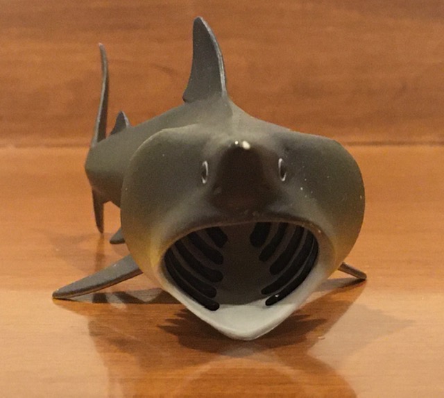 Basking top shark toy
