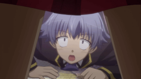 Mutsurini peeps pantsu.