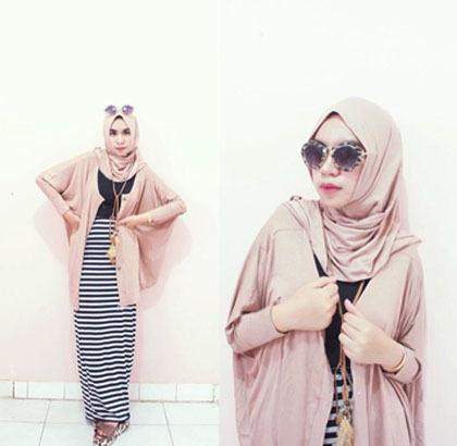 Outfit dengan motif stripe bisa dipakai ke acara formal maupun informal. Hijab Style: Bergaya Kasual & Modis dengan Busana Stripe Ala Nurin