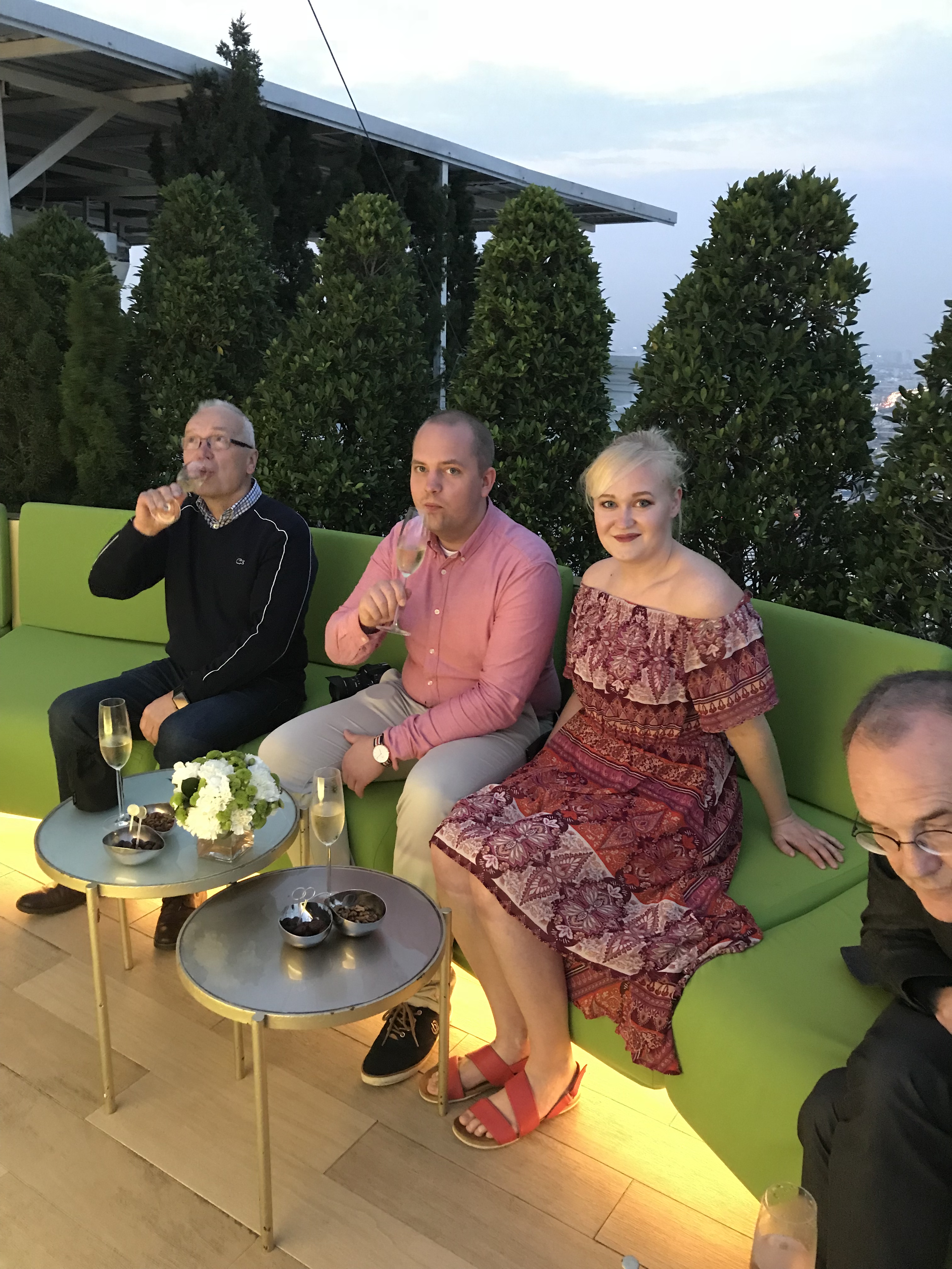 9150A95D-CA2B-4EE6-8D7F-E560B7E143D5