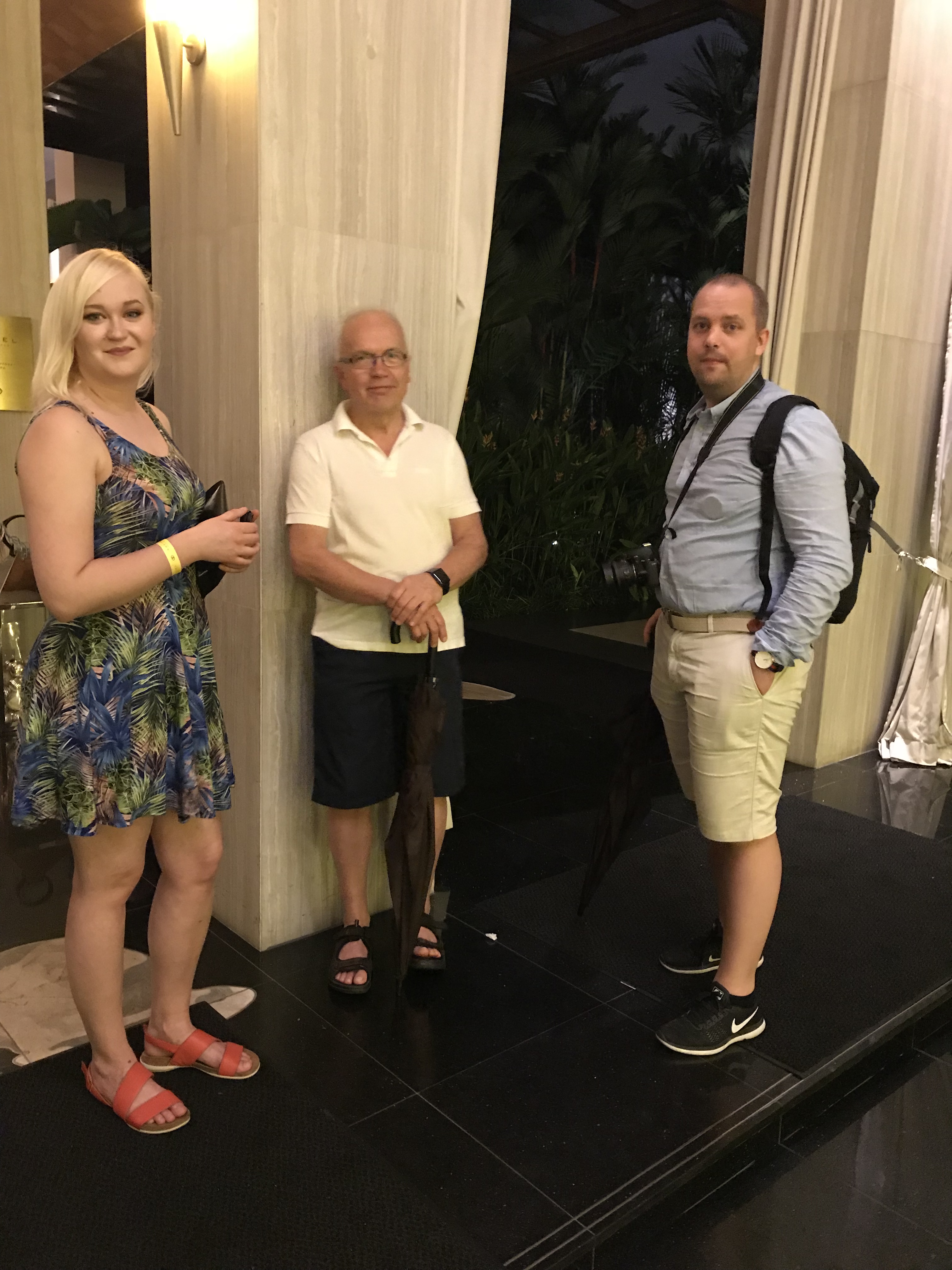 C0409A38-BBAE-41E9-BD53-CB70DFDAF77E