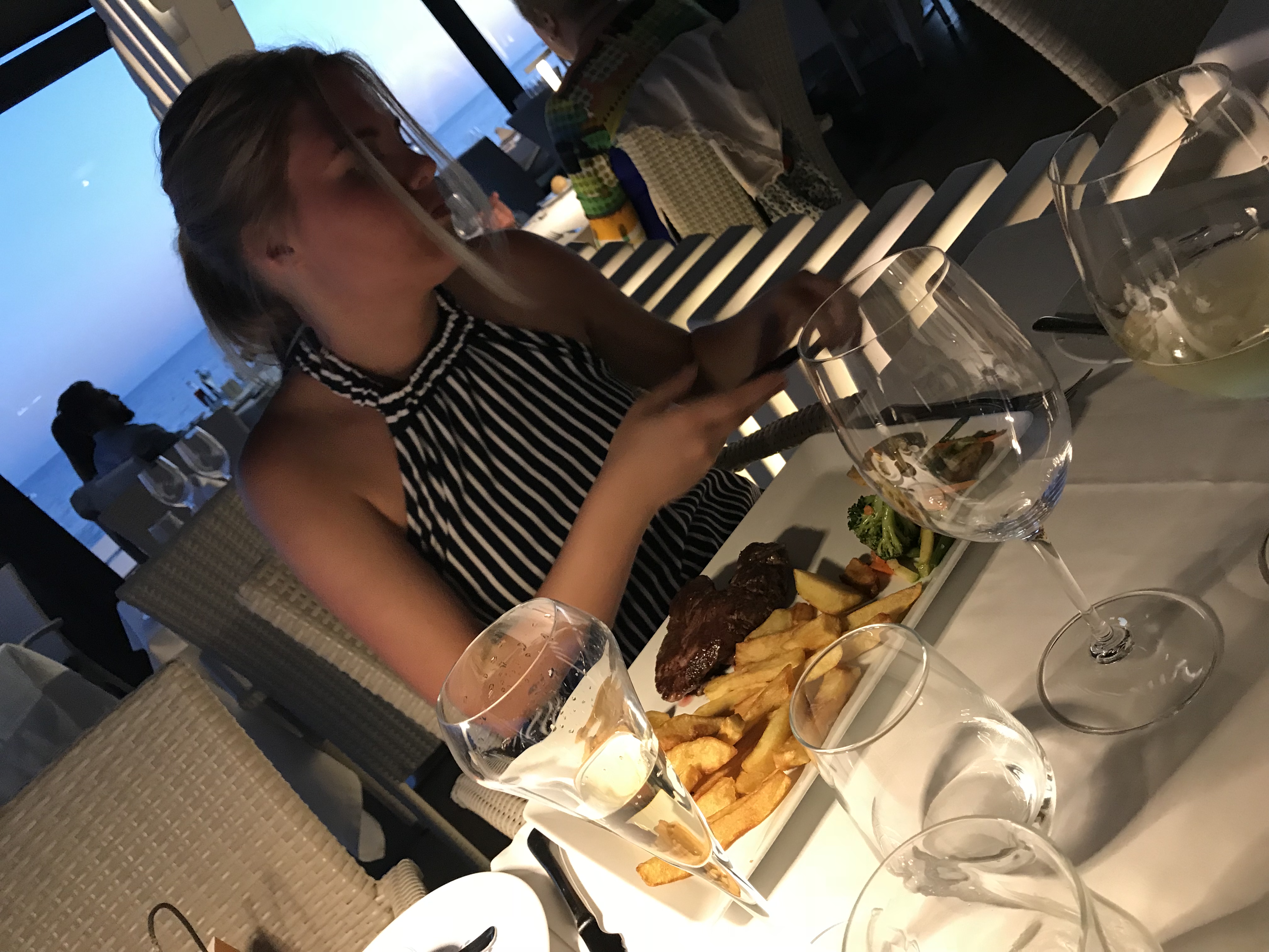 60BB6667-C76B-4572-9B33-67D4FC2DA3FB