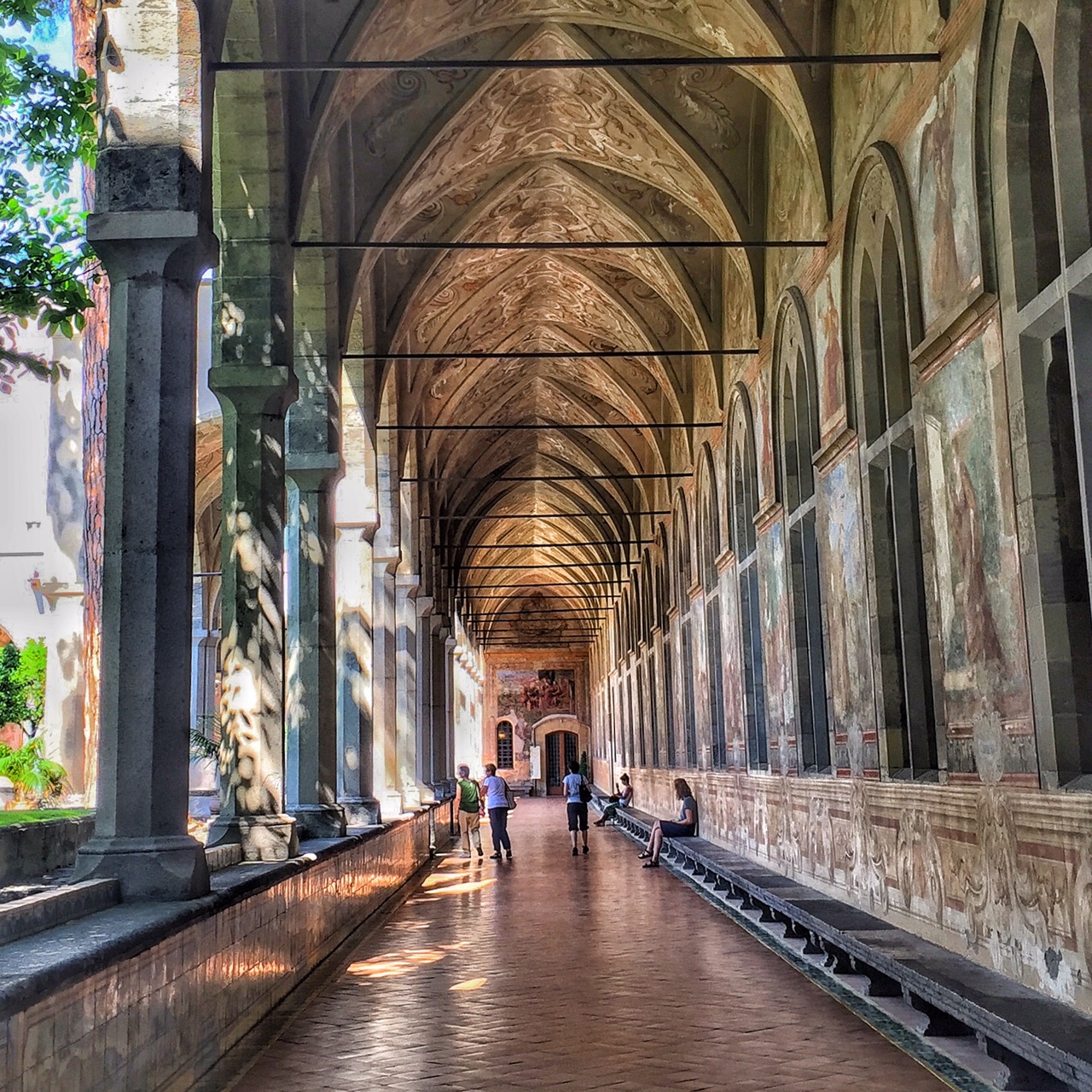 I chiostri di Santa Chiara (foto: Anna Luciani)
