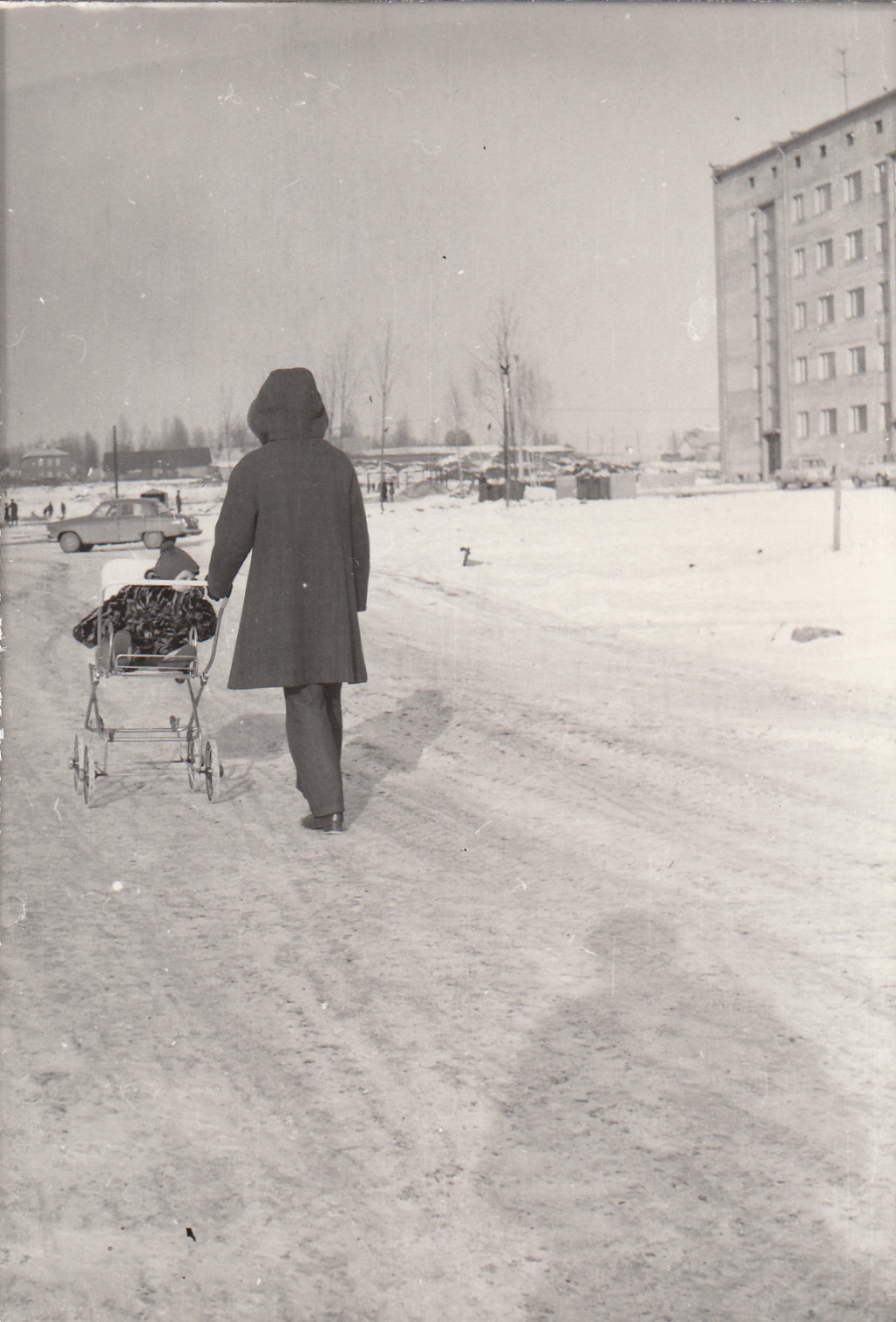 Saadeti selline huvitav foto: Sõpruse pst. 1972-1973.Taga paistab Sõpruse pst 8.