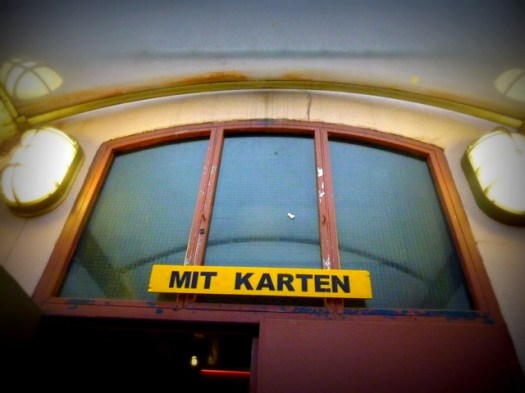 Mit Karten