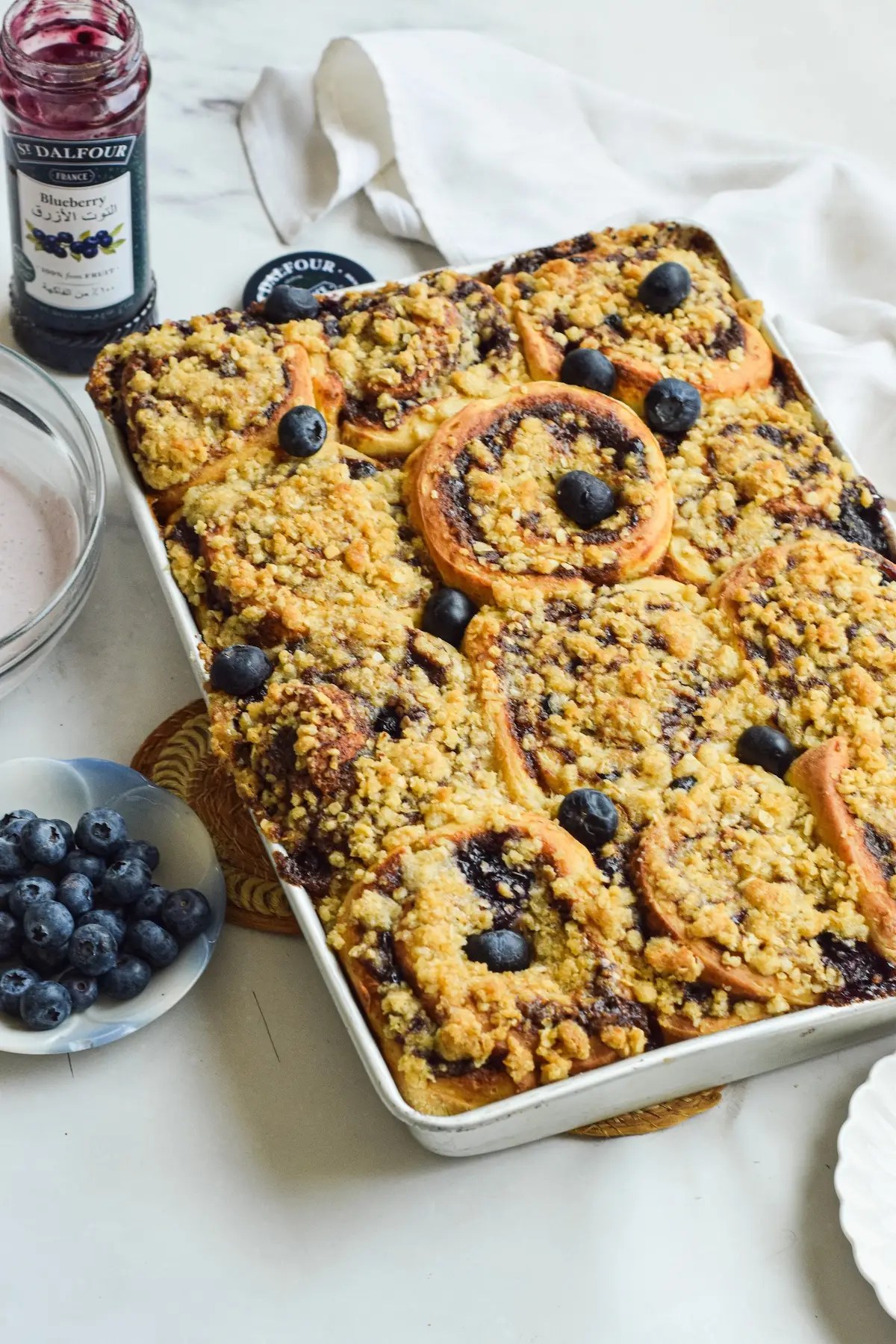 Blueberry Crumble Cinnamon Rolls (Bakery Style No Knead Recipe)