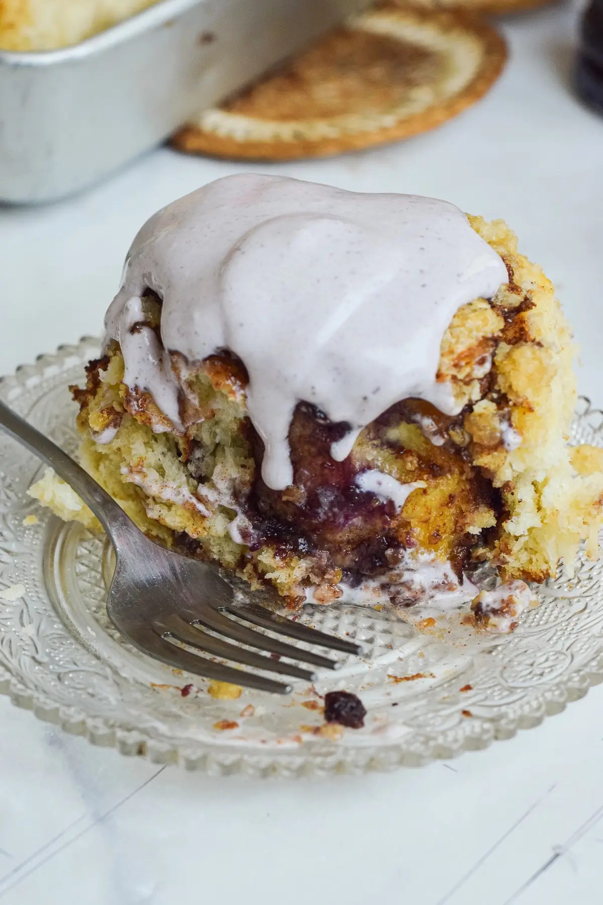 Blueberry Crumble Cinnamon Rolls (Bakery Style No Knead Recipe)