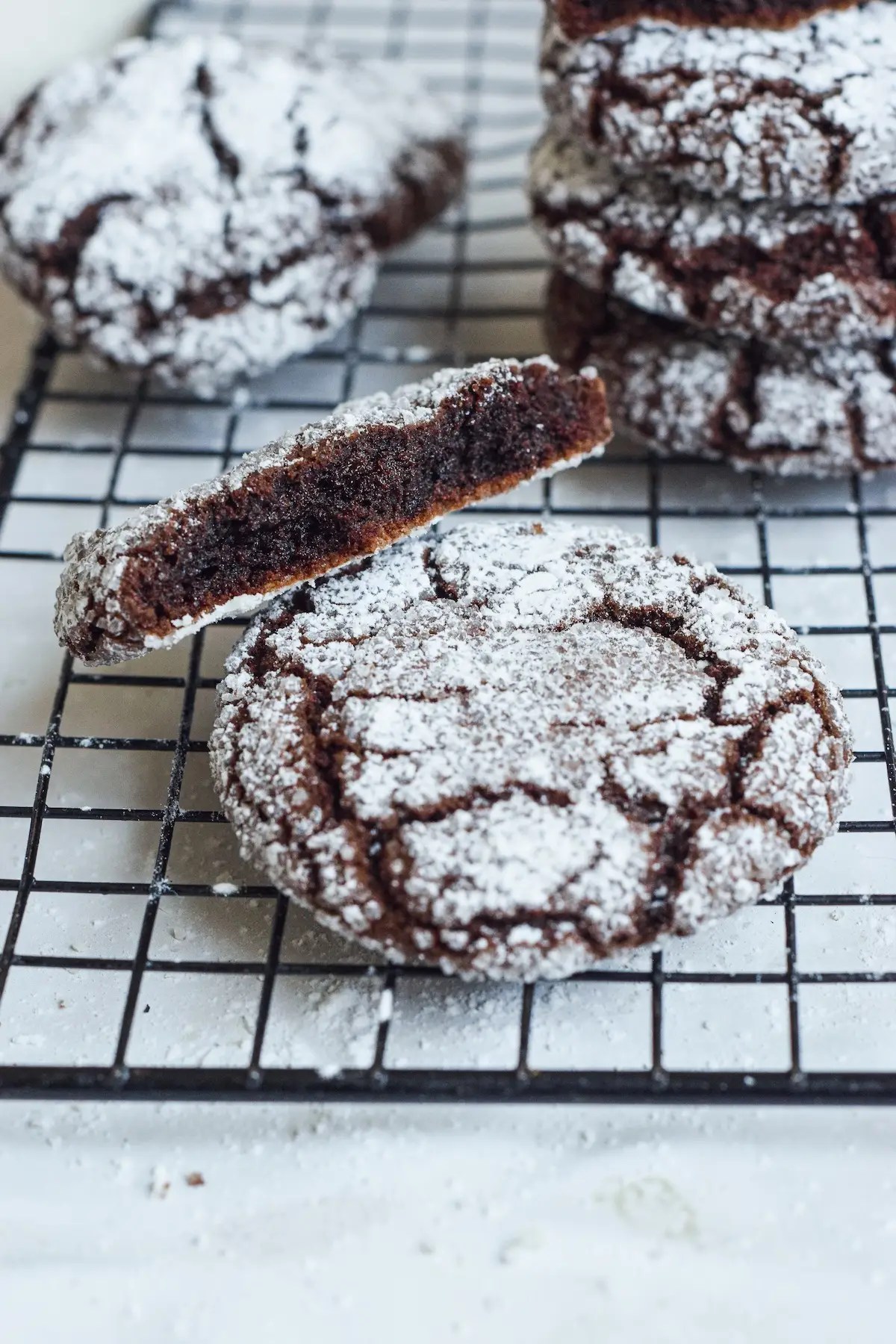 Easy chocolate crinkle cookies recipe
