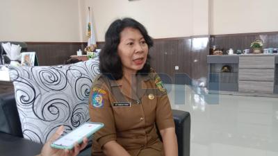 Kadis Peternakan : Konsumen jangan Tergiur dengan Harga Murah, Perhatikan Warna Daging