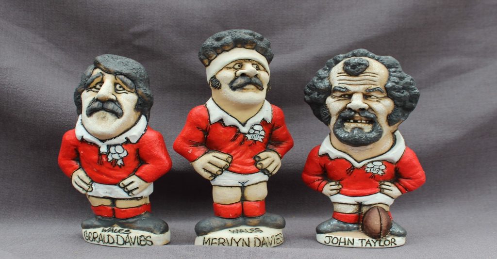 Pottery Groggs - Anthemion Auctions