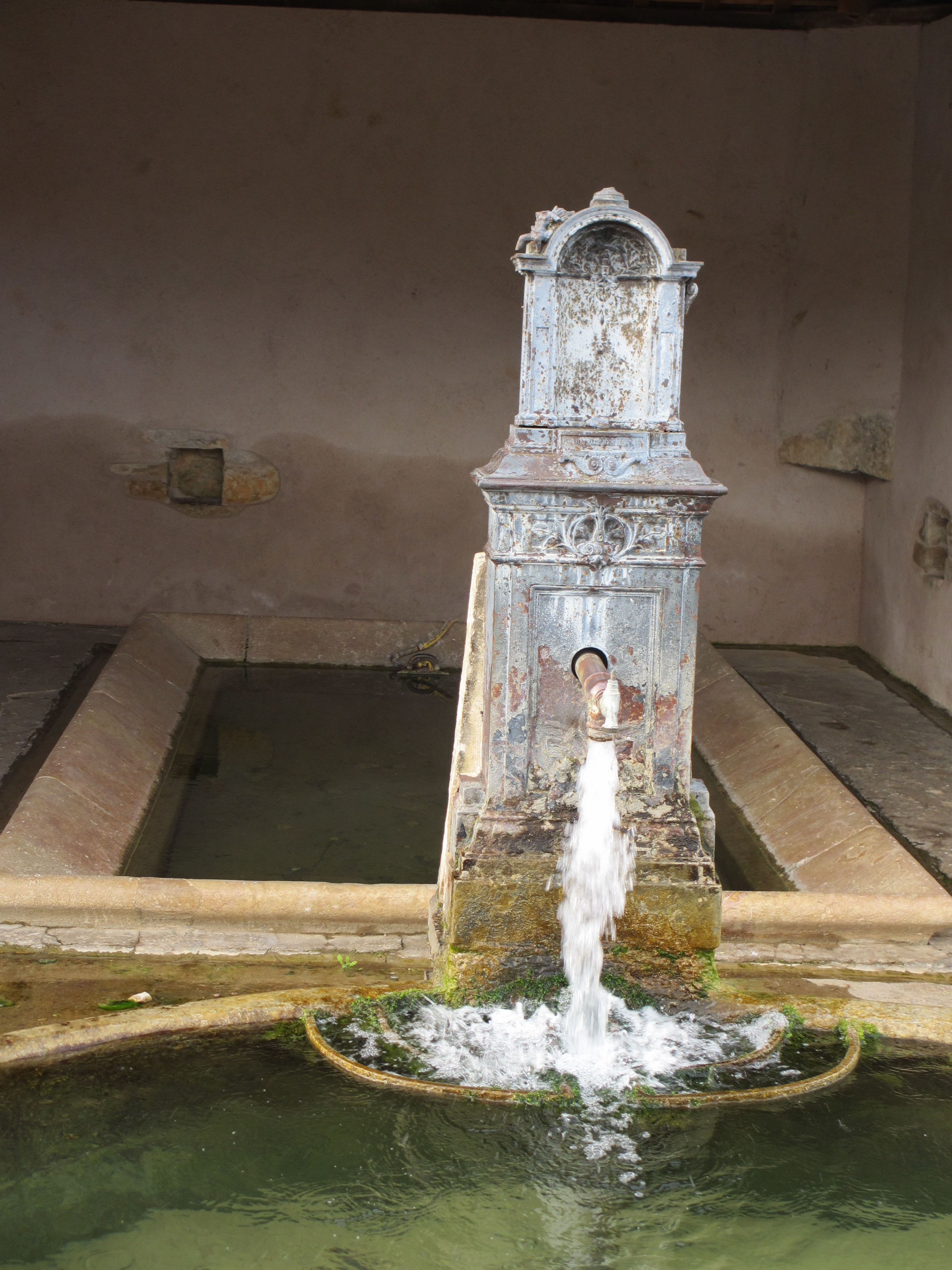La fontaine du village