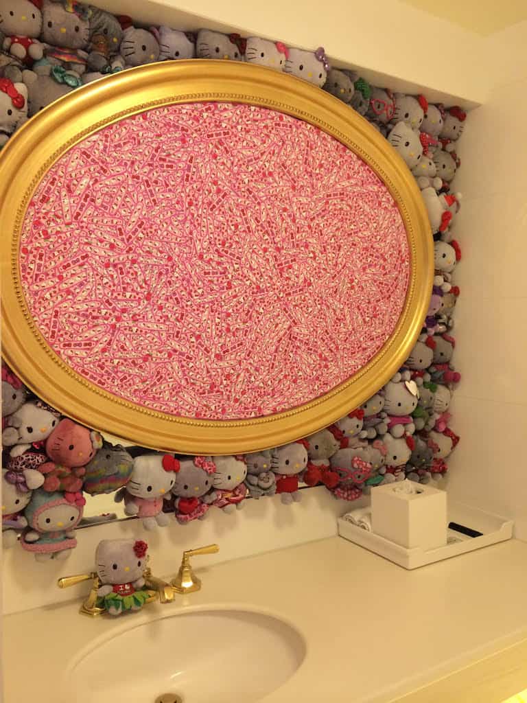 Hello kitty mirror