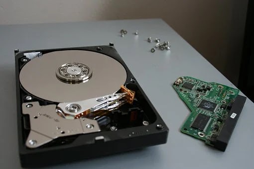 Mengapa Harddisk Cepat Rusak? Apa Penyebabnya?