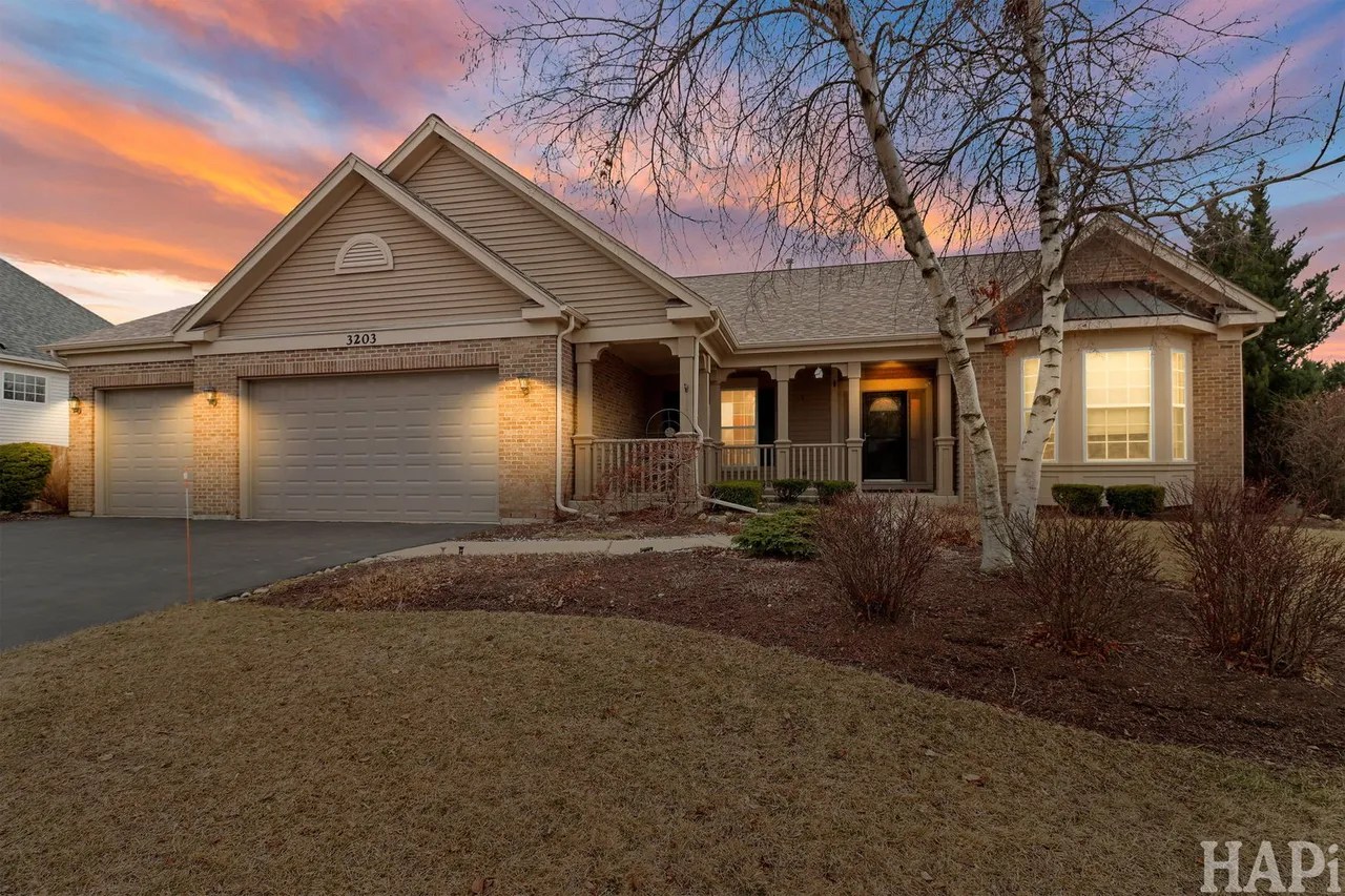 3203 Kendall Xing Johnsburg IL 60051 Realtor Com W1280 H960.webp