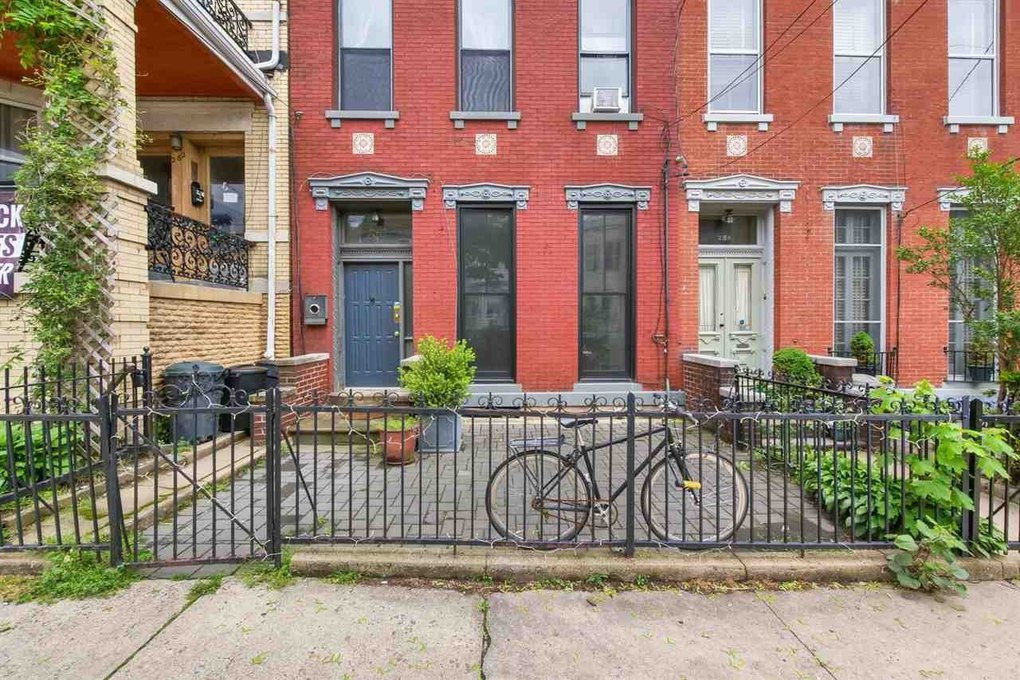 102 Ogden Ave Jersey City Nj in 5+ Colors [New Jersey] 