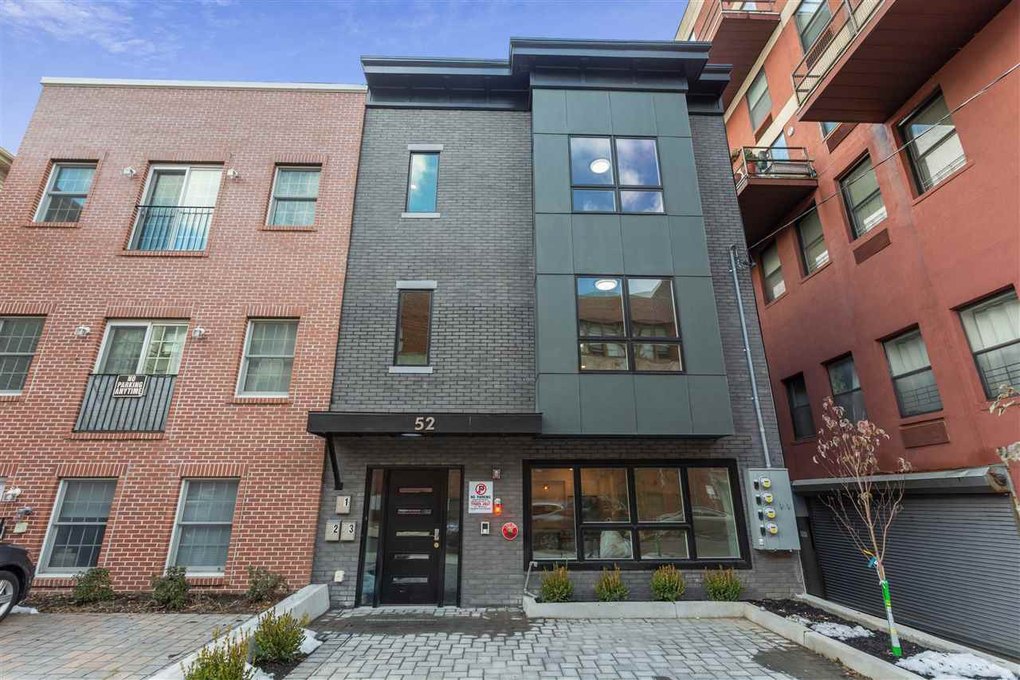 381 Ogden Ave Jersey City Nj 07307 Realtor Condos built in that sold on 11302020. 381 Ogden Ave Jersey City Nj 07307 Realtor 102 Ogden Ave 402 is located in The Heights Jersey City.