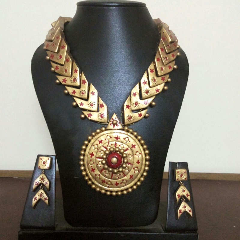 Golden & Red Necklace Set