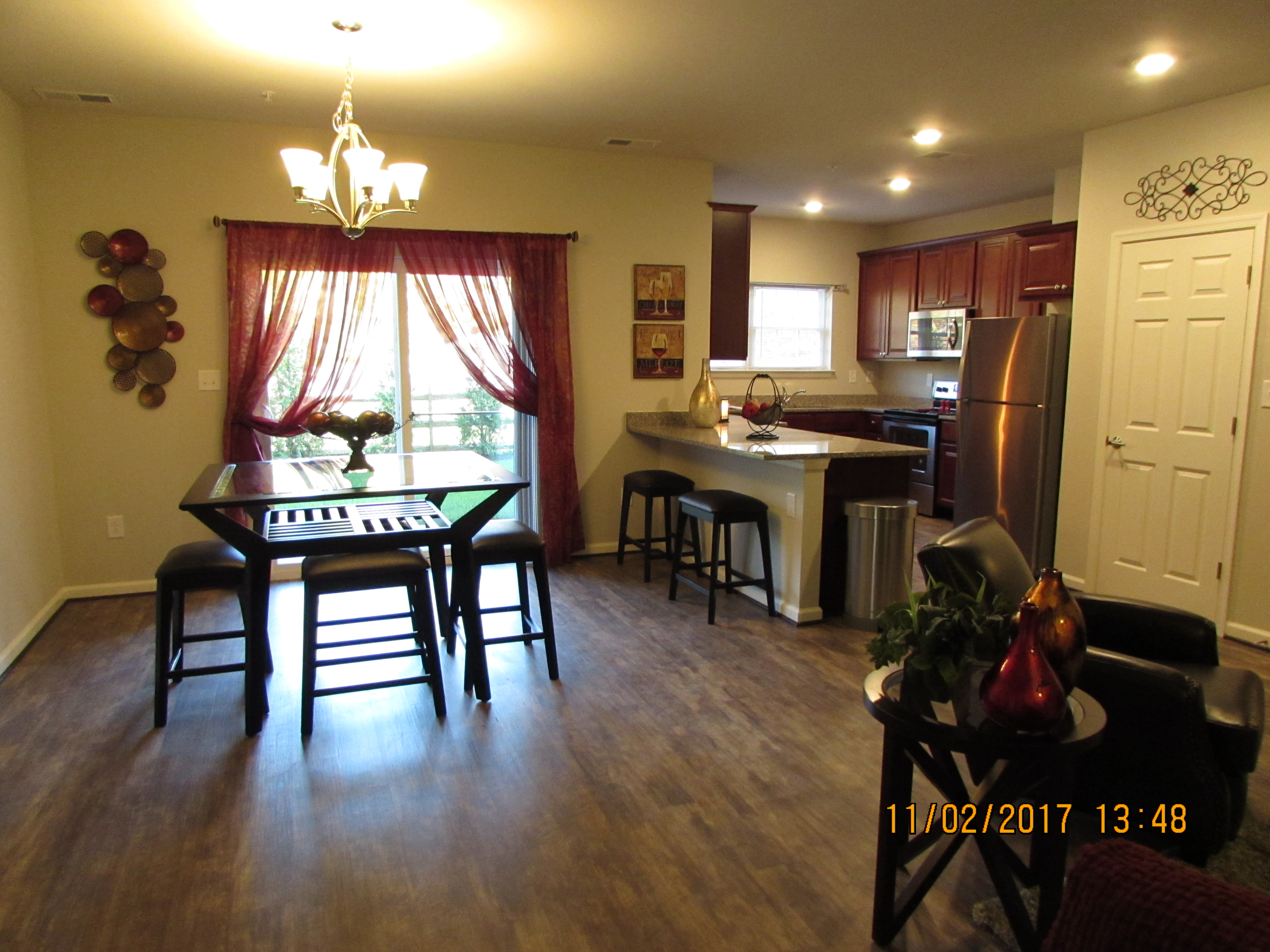 Summerlin Model 02