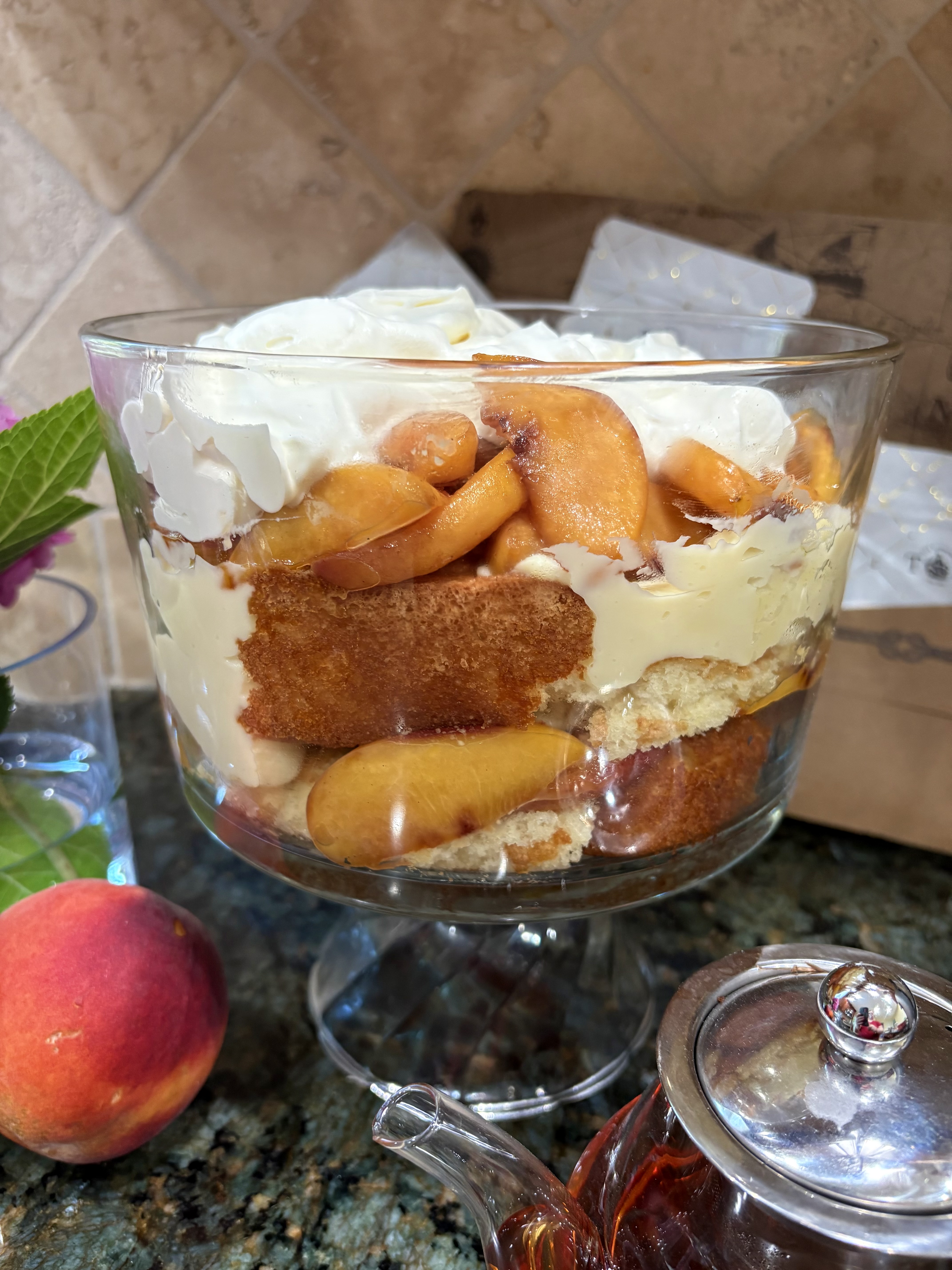 peaches and cream pudding trifle