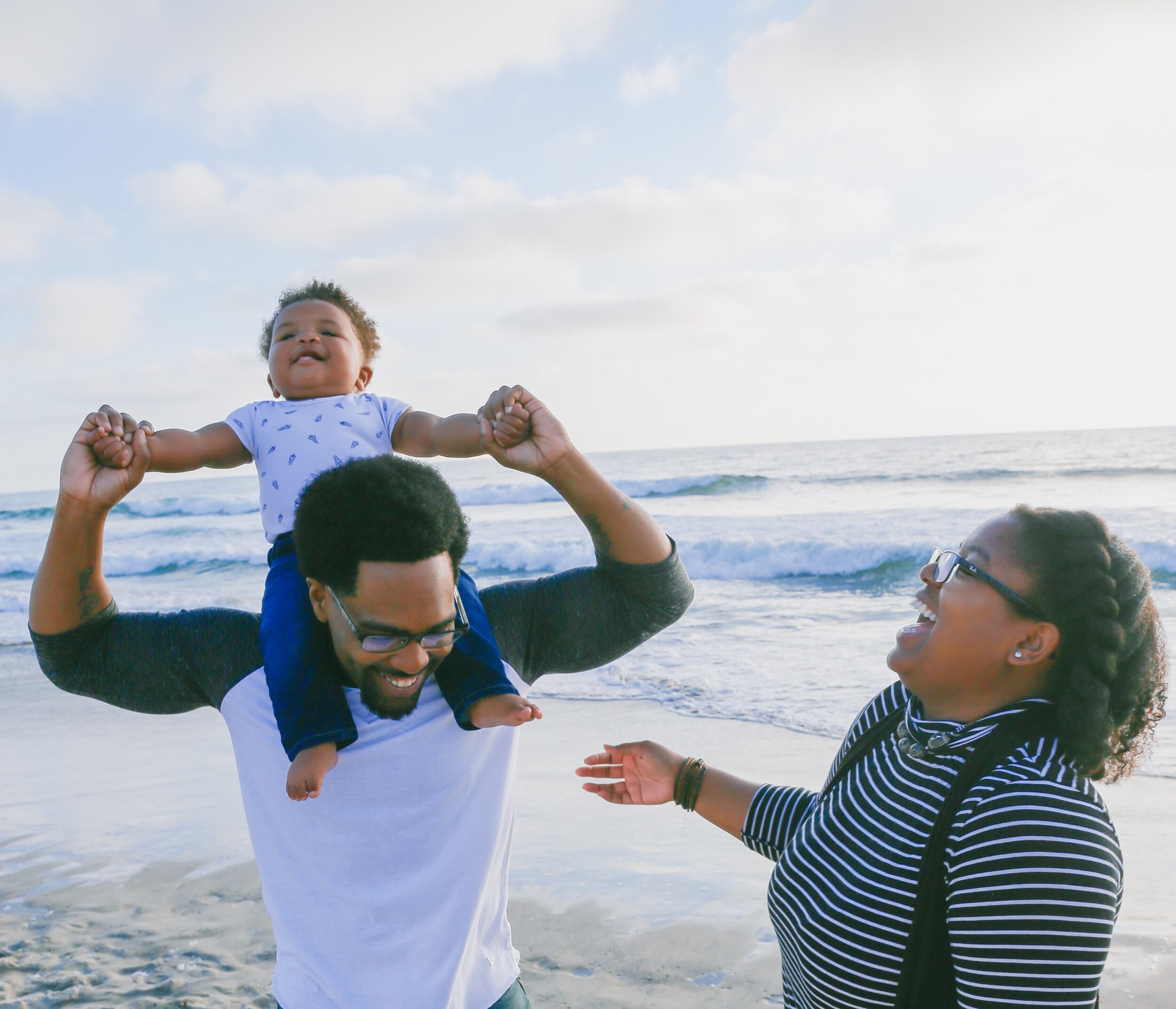 What is the difference between life insurance and an annuity?