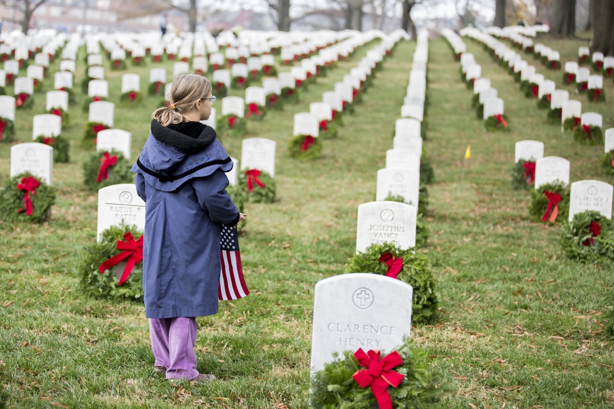 Breaking Holiday Wreath Event Back On At Arlington National Cemetery Arlnow Army Military District of Washington MDW and the 3rd US.