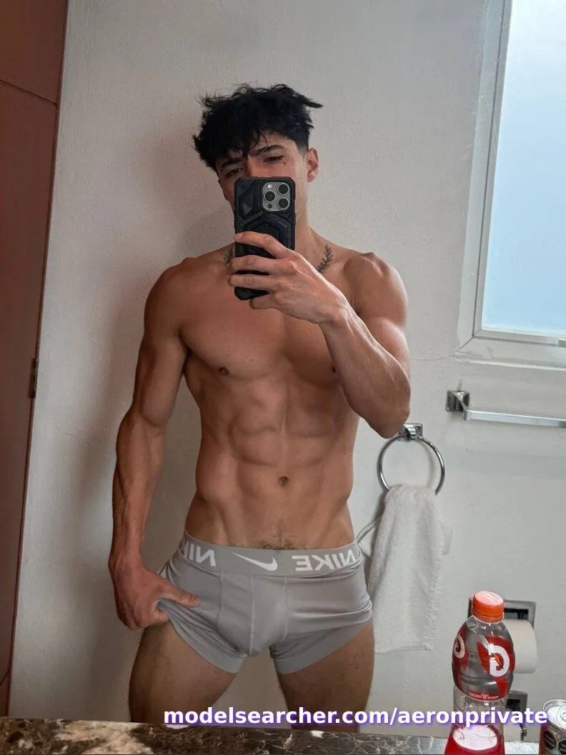 Ando Spotlight #fapsearcheri9