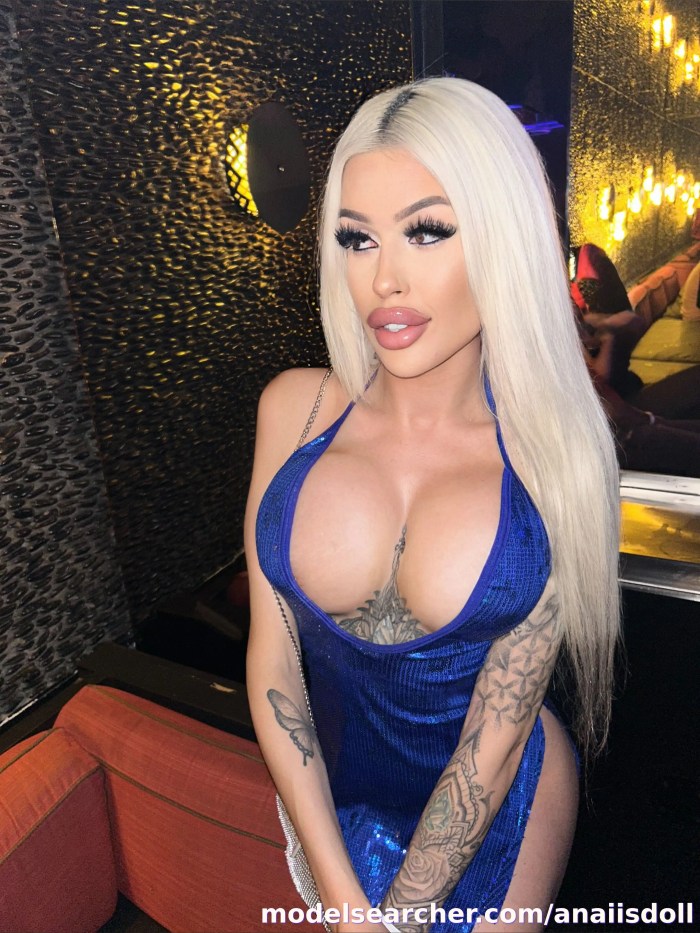 anaiisdoll