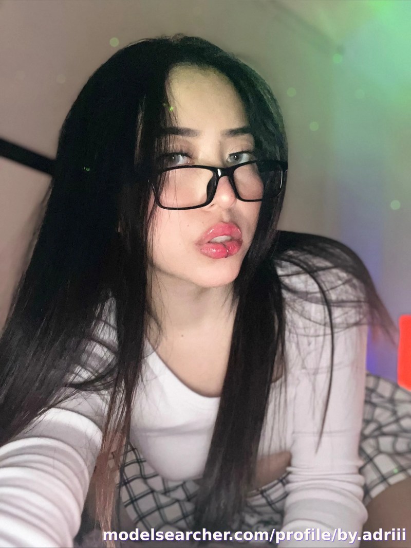 Adriana Rodriguez 💕 Spotlight #fapsearcheri1