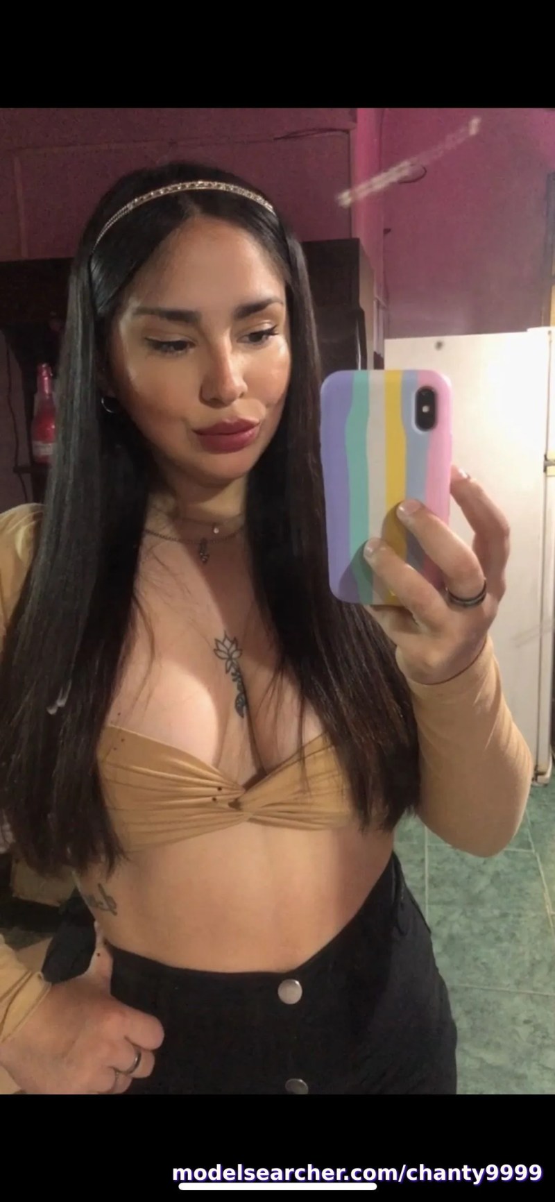 Martina Spotlight #fapsearcheri2
