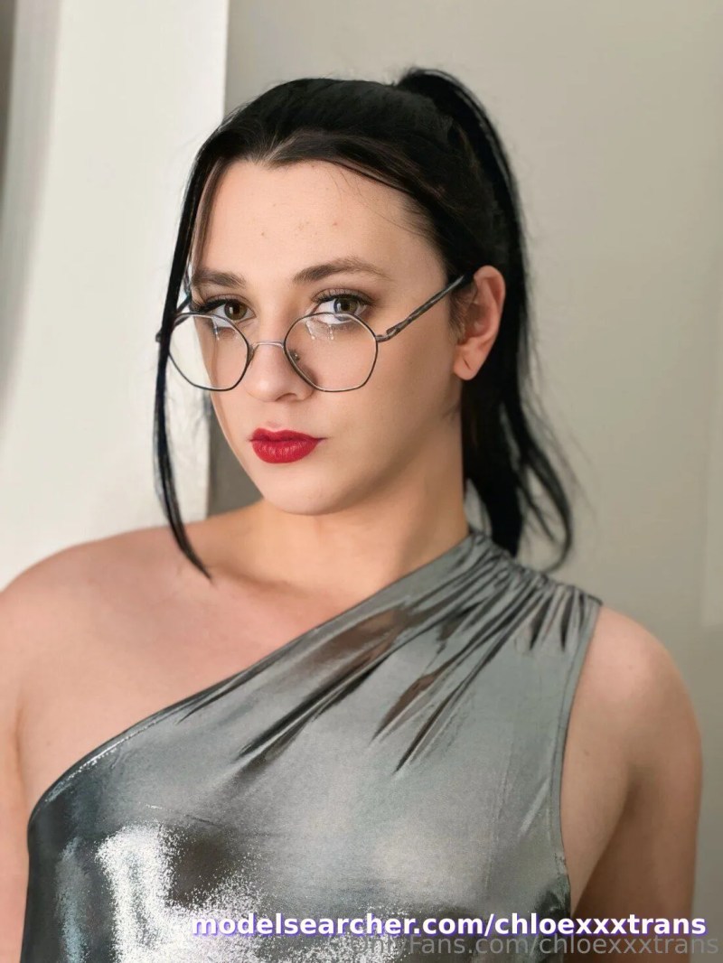 chloexxxtrans Spotlight #fapsearcheri1