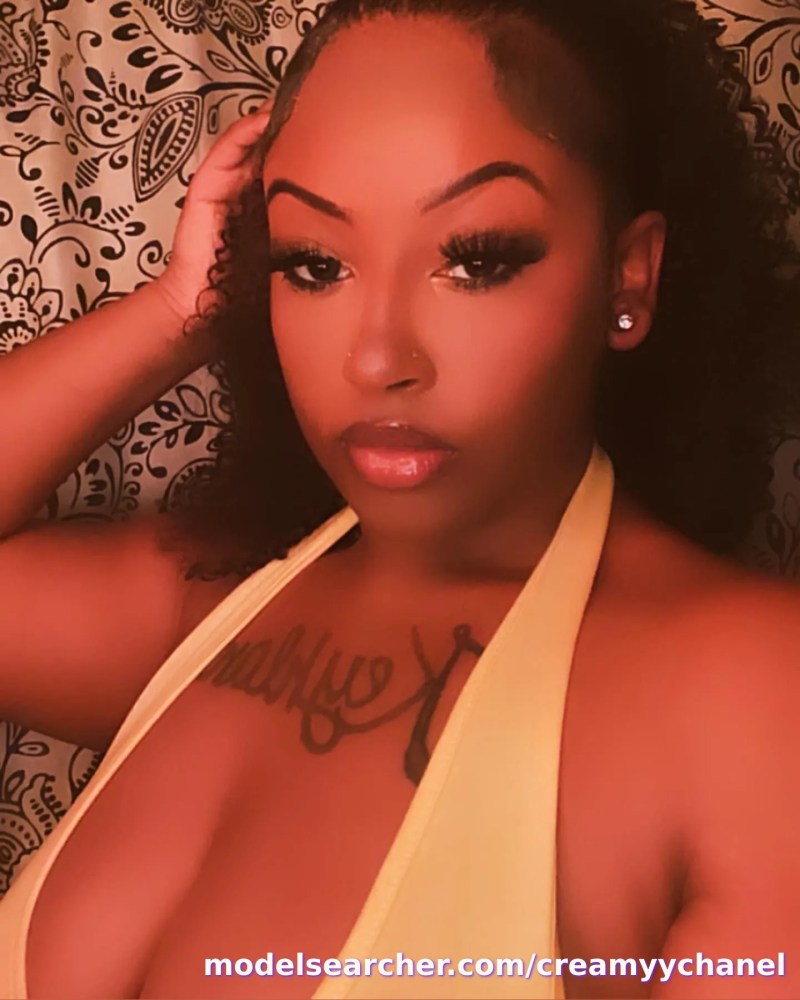🐝Goddess Chanel🐝 Spotlight #fapsearcheri4