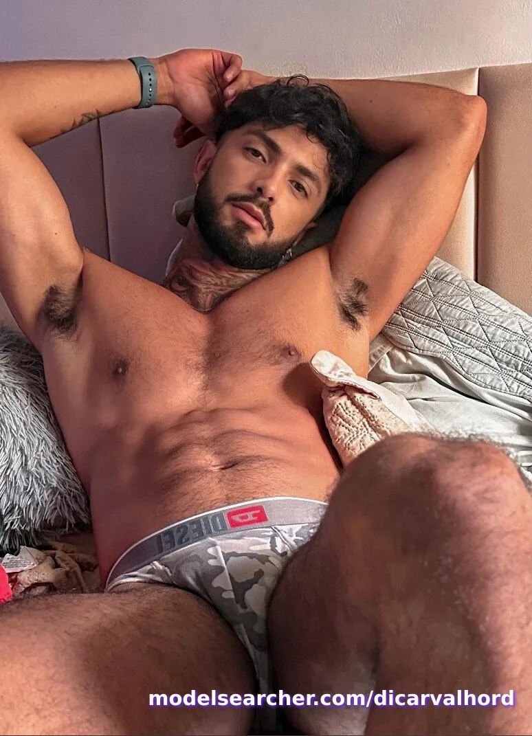 Di Carvalho Spotlight #fapsearcheri3