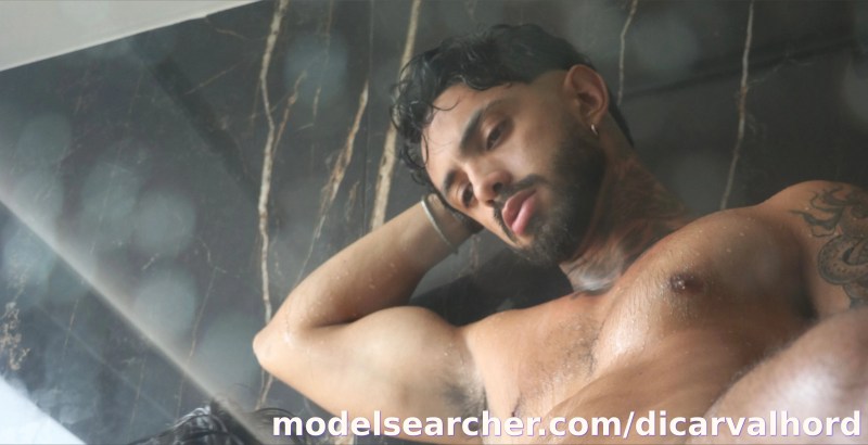 Di Carvalho Spotlight #fapsearcheri1