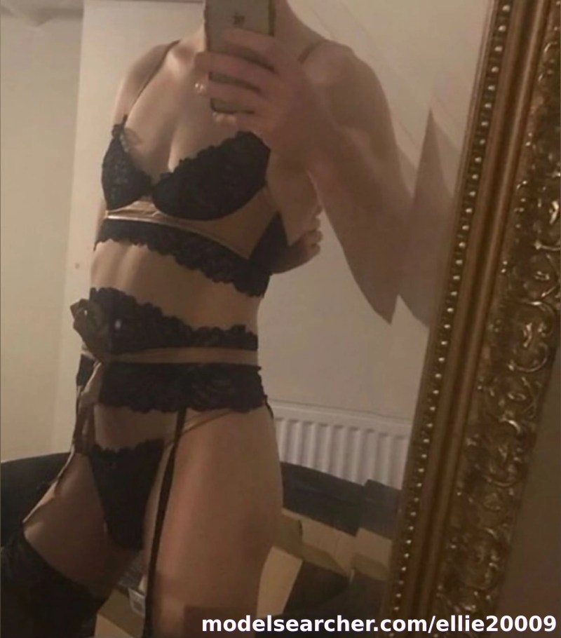 Ellie Spotlight #fapsearcheri9