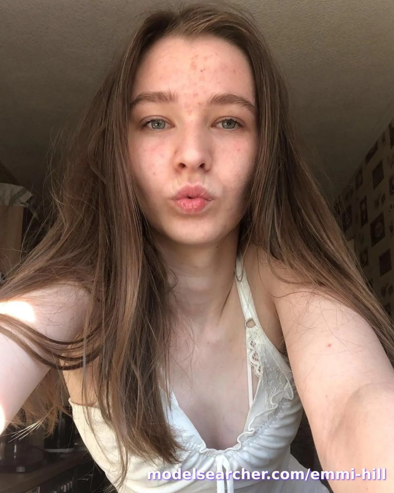 Emmi Spotlight #fapsearcheri3