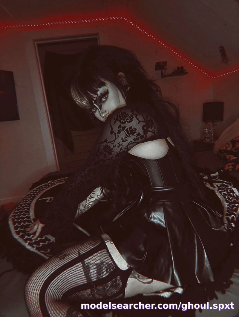 🎀 𝕭𝖇 𝕾𝖕𝖔𝖔𝖐𝖘 🌸 Spotlight #fapsearcheri2