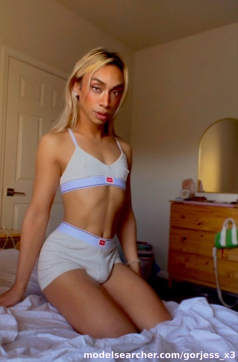 gorjess Spotlight #fapsearcheri11