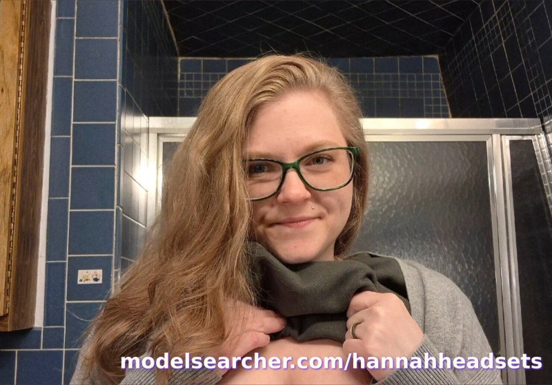 Hannah Headsets Spotlight #fapsearcheri4