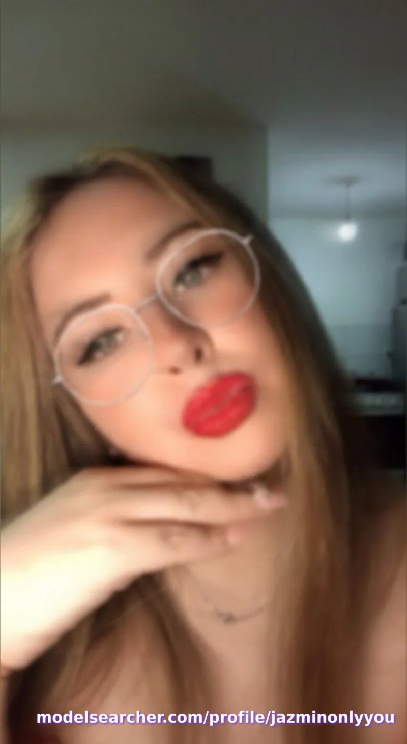 Jazmin Spotlight #fapsearcheri2