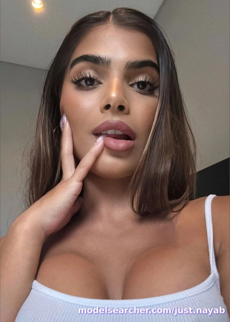 Naya 💋 Spotlight #fapsearcheri4
