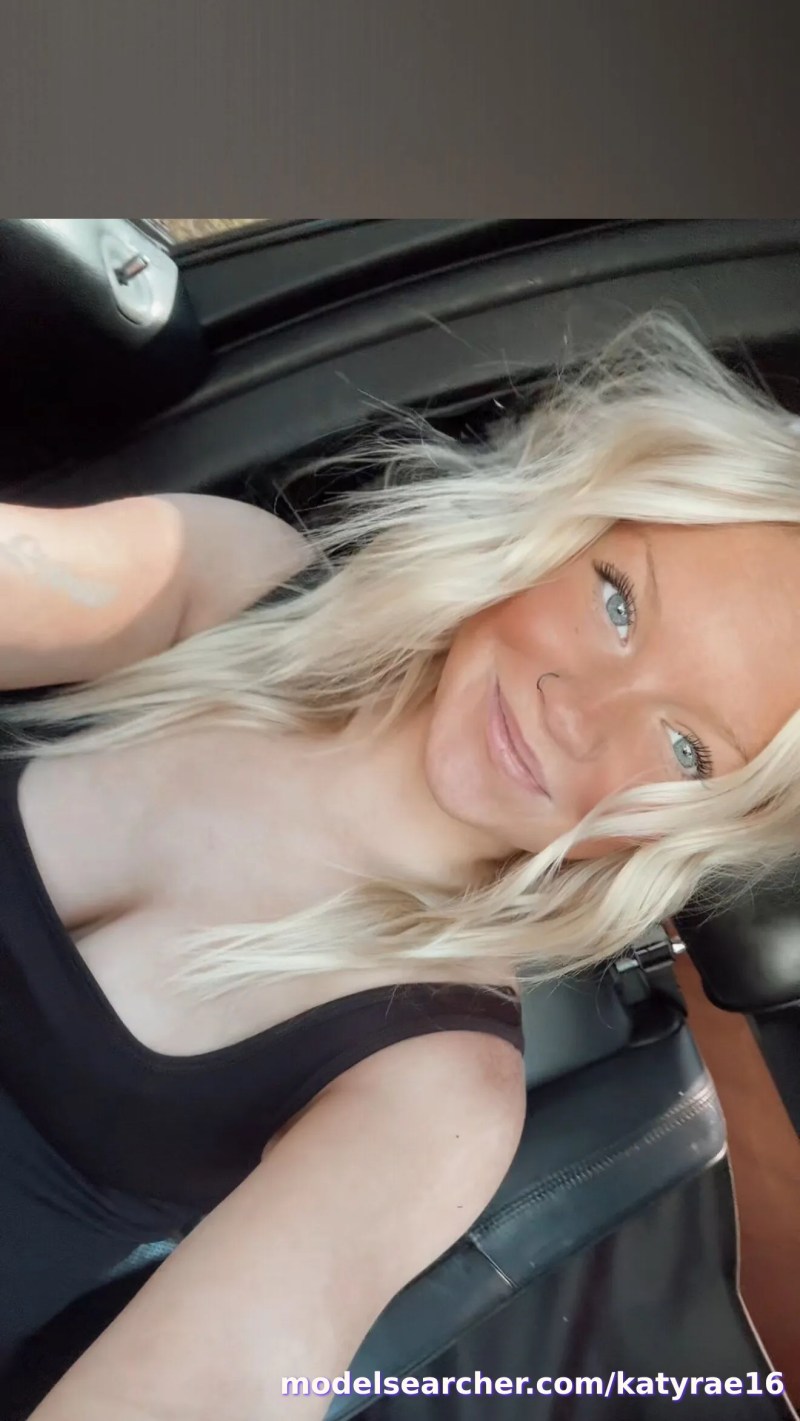 Katyrae16 Spotlight #fapsearcheri2
