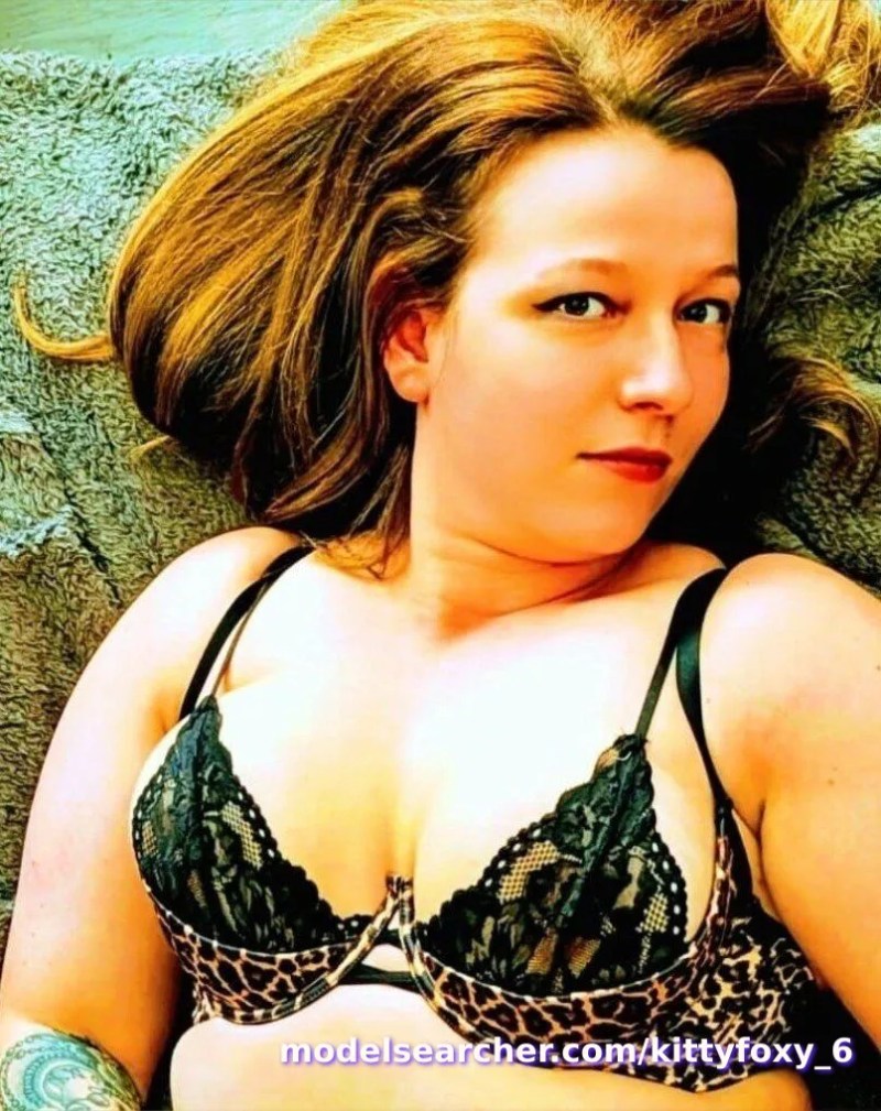 Kitty Foxy Spotlight #fapsearcheri3
