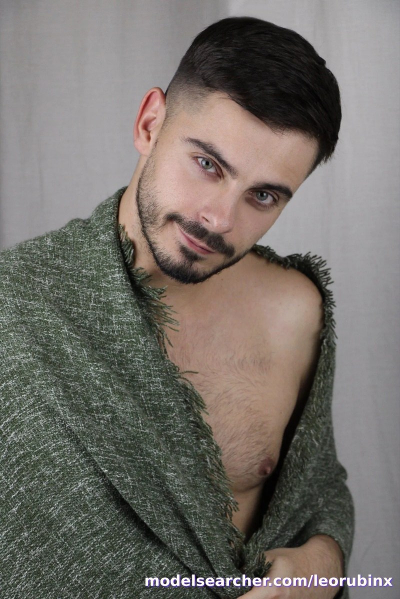 Léo Rubin Spotlight #fapsearcheri1