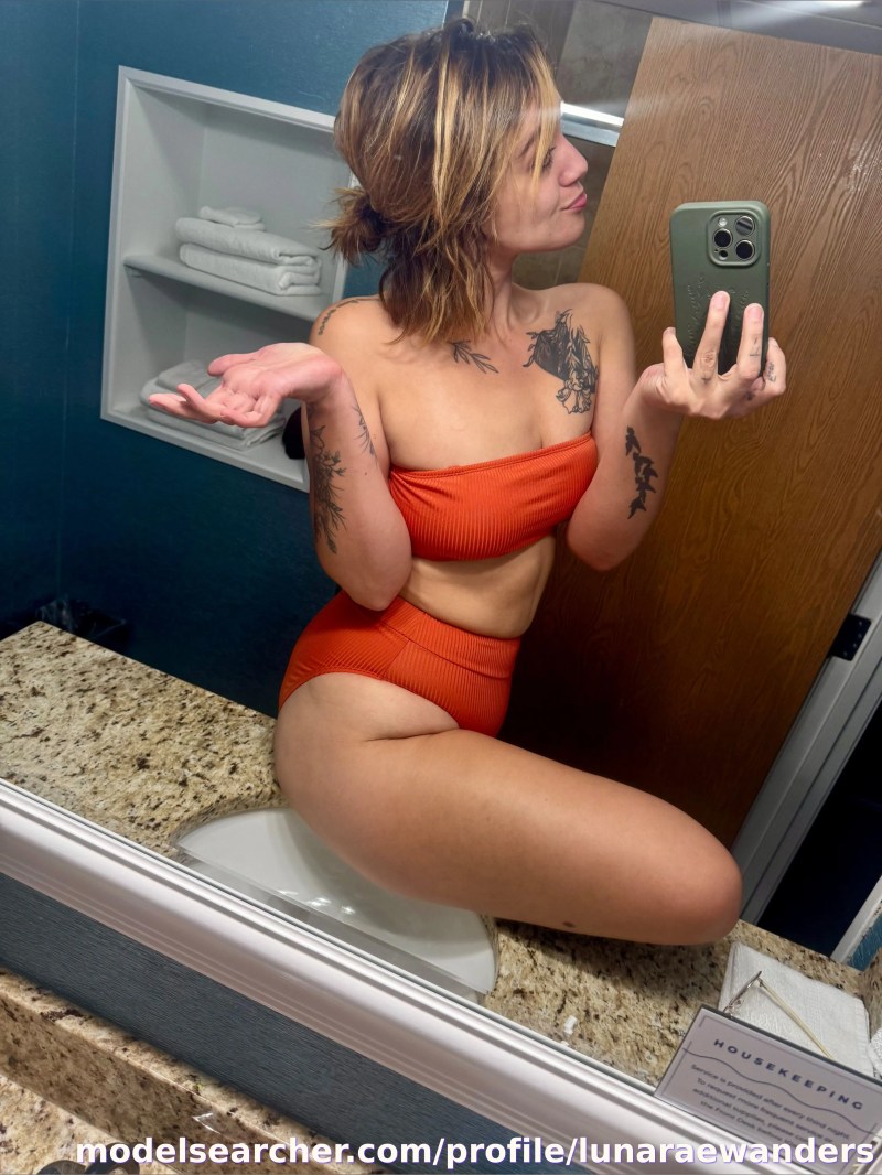 Luna 🌙 Rae Spotlight #fapsearcheri2
