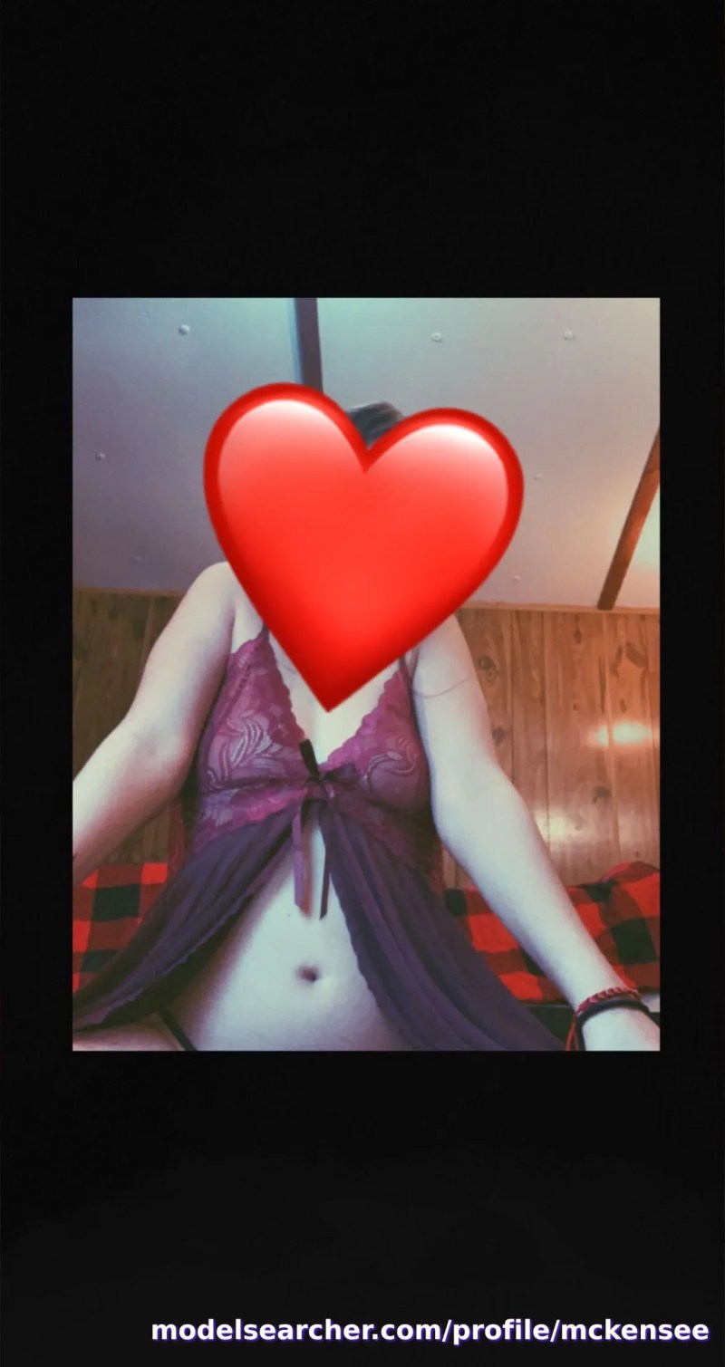 Babygurl Spotlight #fapsearcheri2