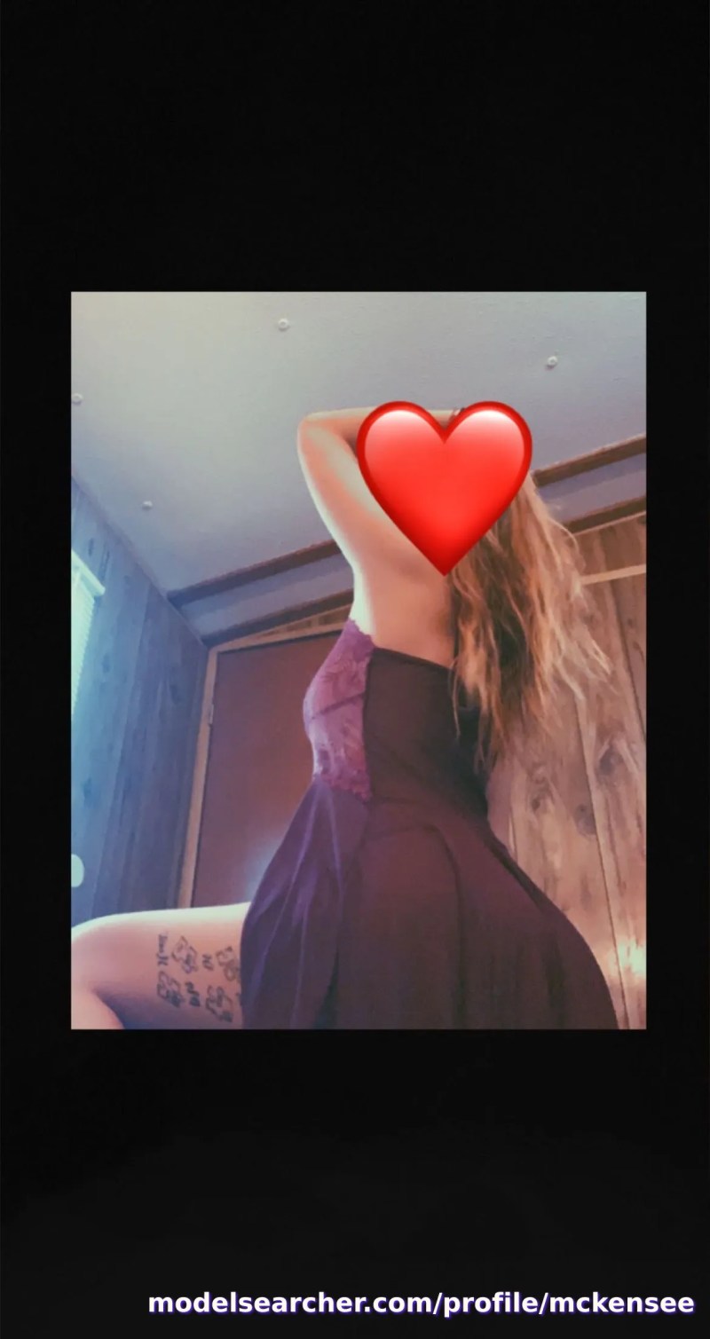 Babygurl Spotlight #fapsearcheri1