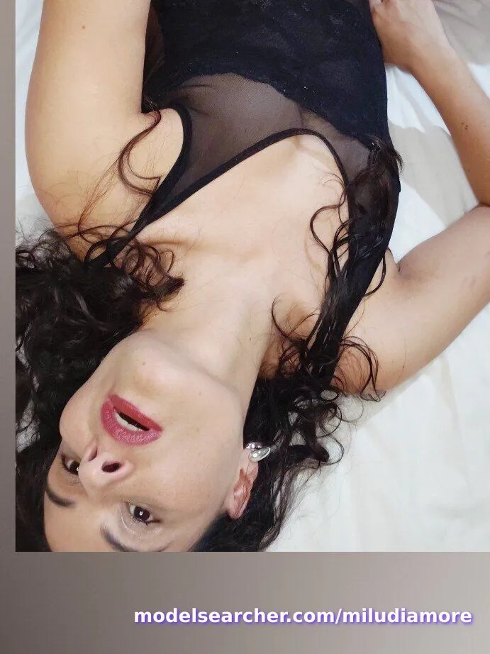 Milu Spotlight #fapsearcheri1