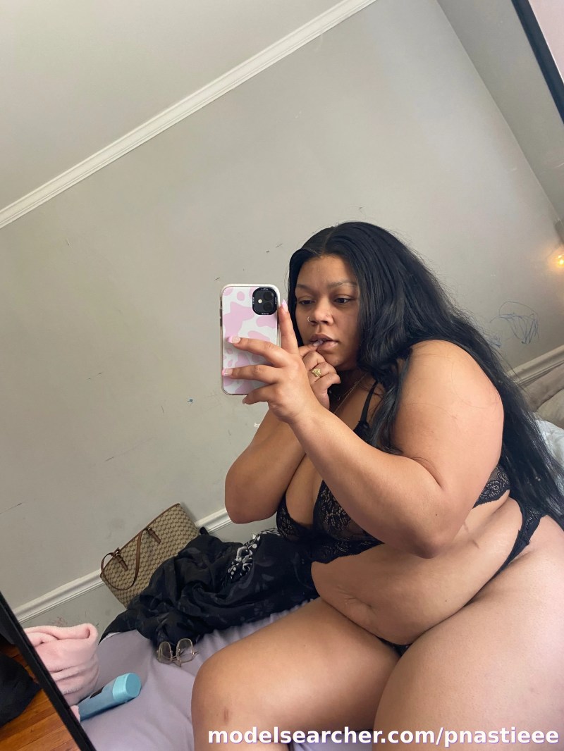 Pnastieee Spotlight #fapsearcheri2